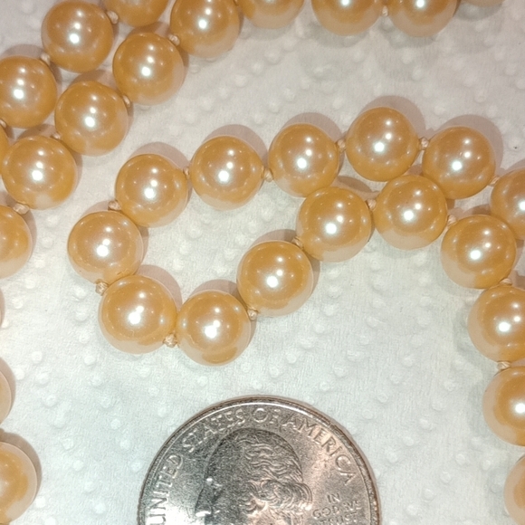 Vintage Handknotted Pearl Necklace With Sterling Clasp - Picture 9 of 15